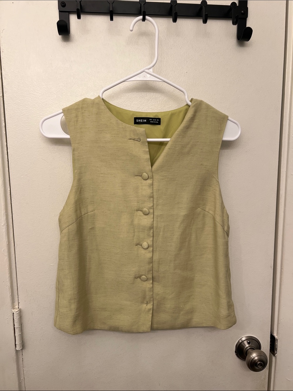 Women’s SHEIN Olive-Green Sleeveless Button Front Tunic